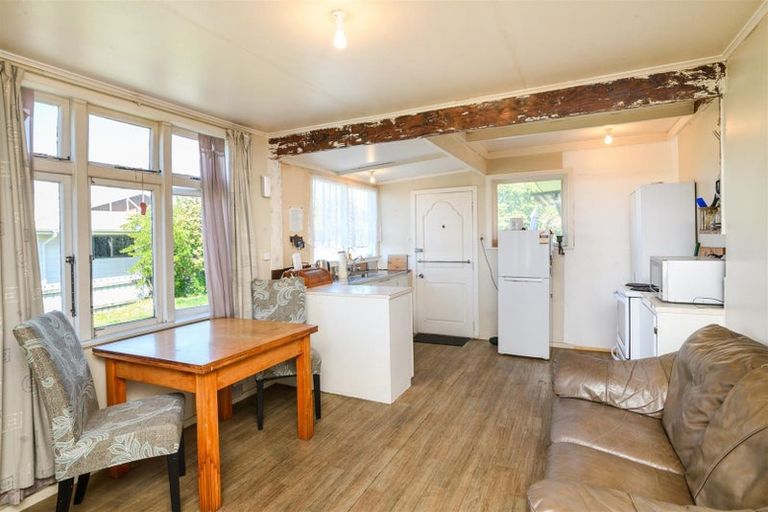 Photo of property in 13 Hunia Street, Marton, 4710