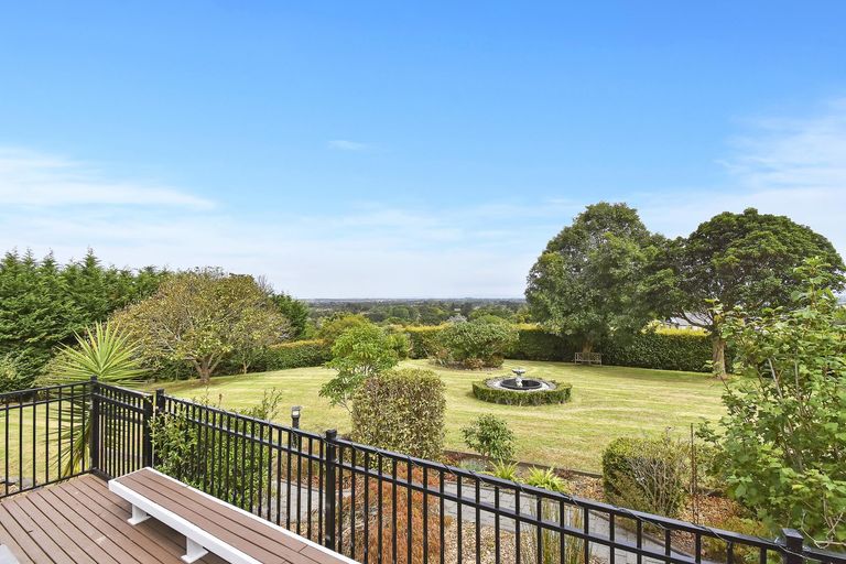 Photo of property in 72 Kauri View Road, Opaheke, Papakura, 2584