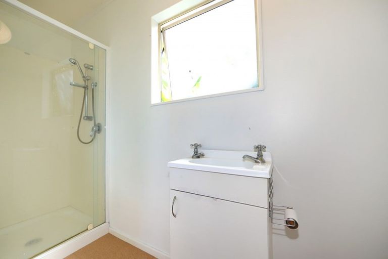 Photo of property in 11-13 Kuku Street, Te Awanga, 4102