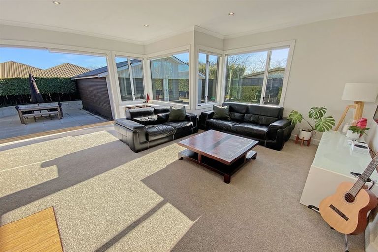 Photo of property in 1/39 Dormer Street, Papanui, Christchurch, 8053