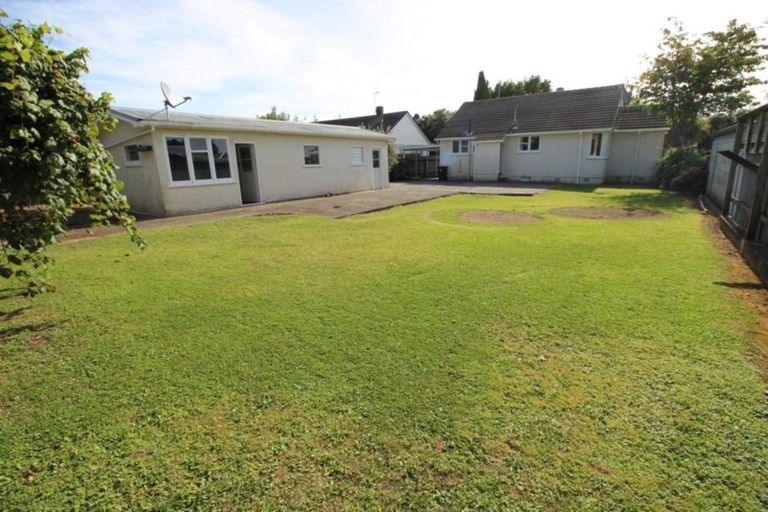 Photo of property in 43 Manawatu Street, Hokowhitu, Palmerston North, 4410