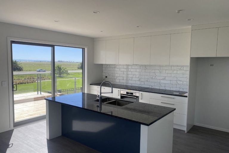 Photo of property in 64 Pelorus Avenue, Poraiti, Napier, 4112