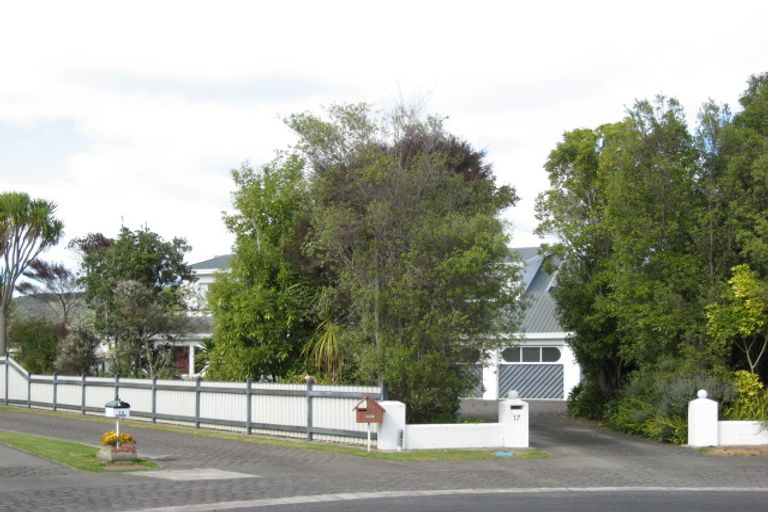 Photo of property in 17 Amber Grove, Whakatane, 3120