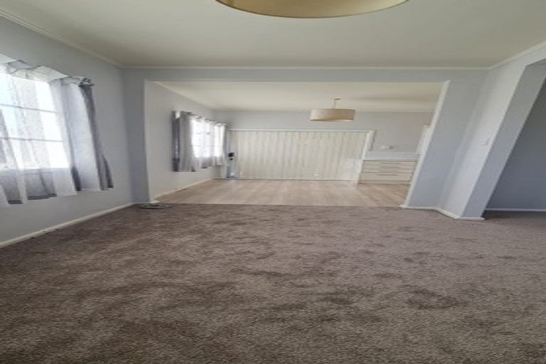 Photo of property in 1/5 Hill Road, Papatoetoe, Auckland, 2025