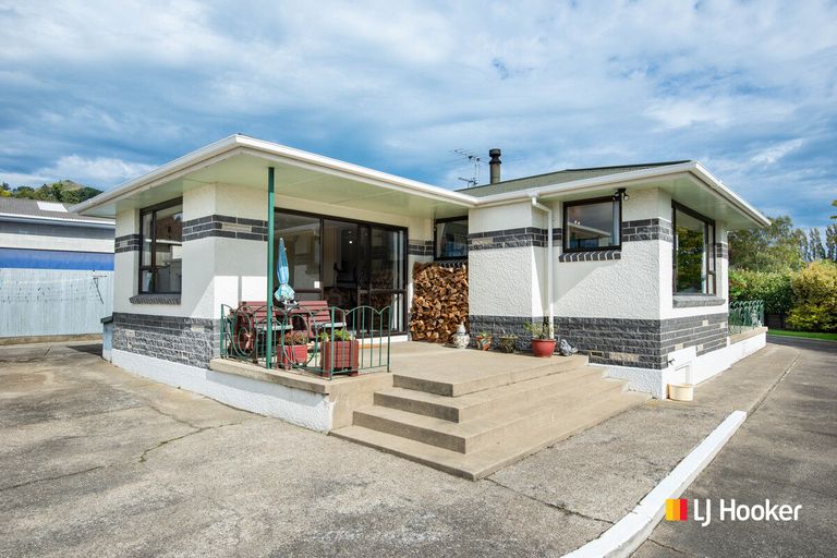 Photo of property in 18 Elizabeth Avenue, East Taieri, Mosgiel, 9024