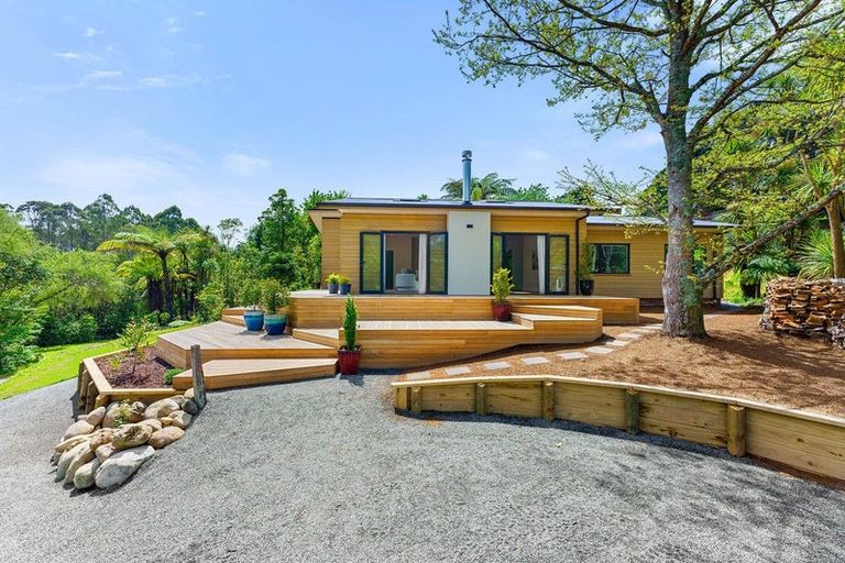 Photo of property in 76 Parenga Road, Hautere, Otaki, 5582