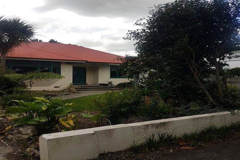 Photo of property in 31 Pahiatua Street, Hokowhitu, Palmerston North, 4410