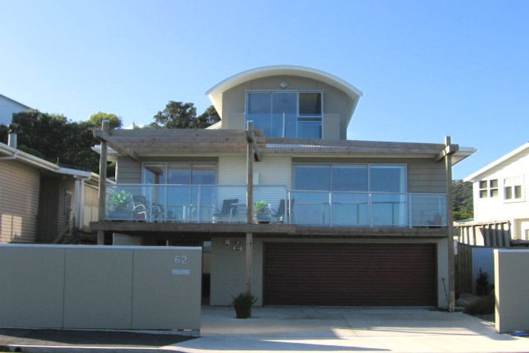 Photo of property in 62 Moana Road, Plimmerton, Porirua, 5026
