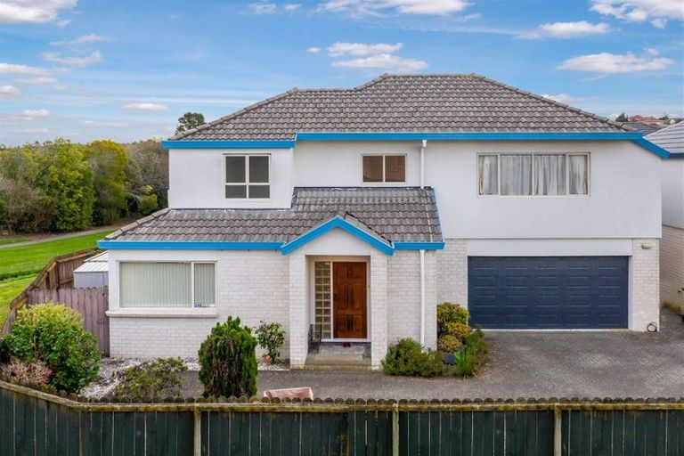 Photo of property in 2/16c Edendale Road, Somerville, Auckland, 2014