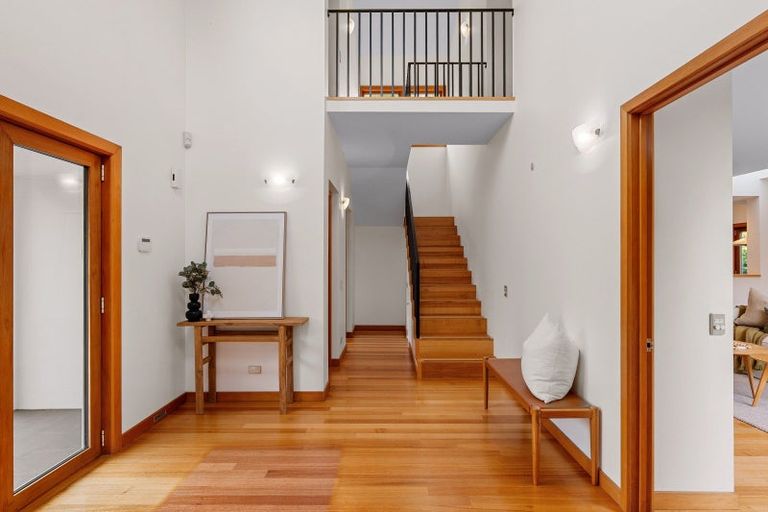 Photo of property in 17 Makora Street, Fendalton, Christchurch, 8041