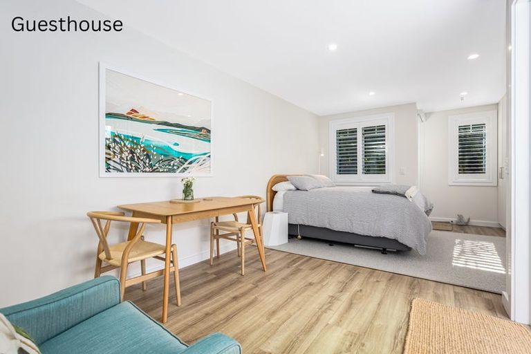 Photo of property in 15 Nikau Street, Eastbourne, Lower Hutt, 5013