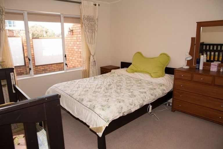 Photo of property in 2/43 Karaka Street, Takapuna, Auckland, 0622