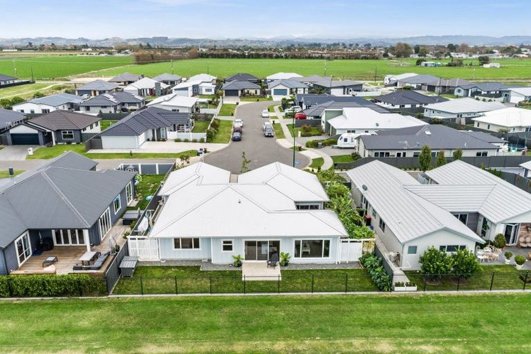 Photo of property in 32 Kaituna Place, Te Awa, Napier, 4110