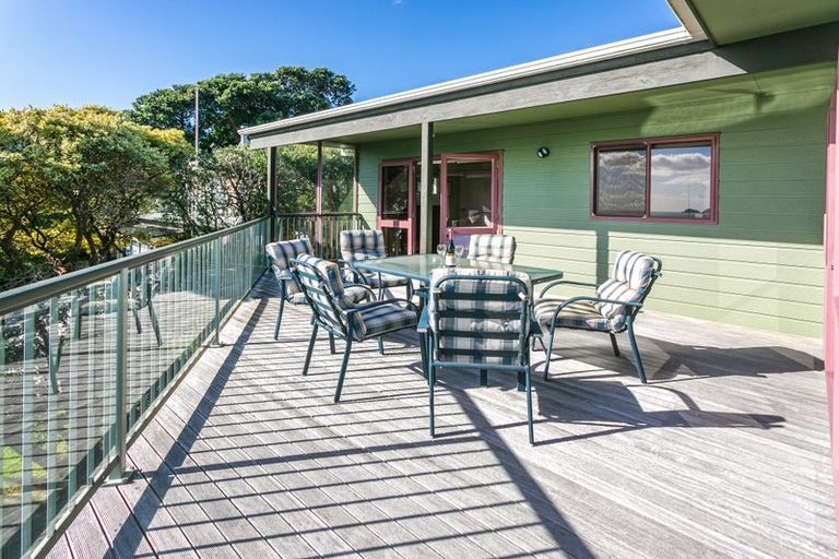 Photo of property in 4e Torehina Heights, Amodeo Bay, Coromandel, 3584