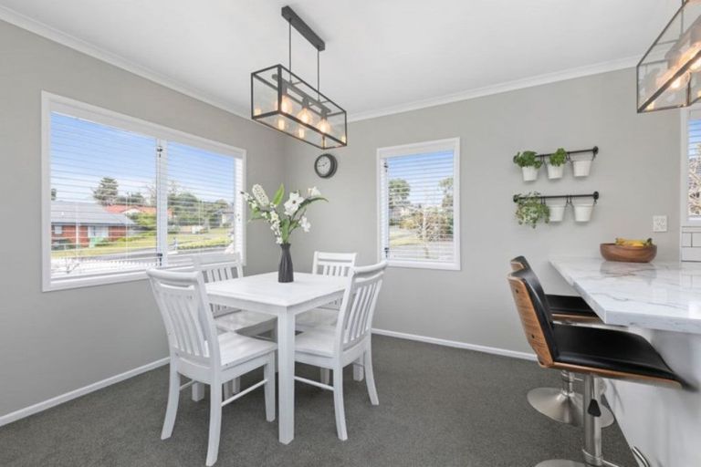 Photo of property in 38 Lysaght Place, Welcome Bay, Tauranga, 3112