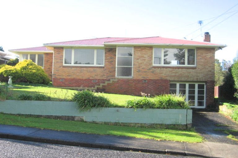 Photo of property in 5 Brough Road, Manurewa East, Auckland, 2102