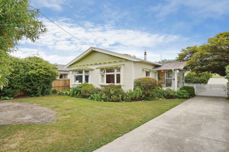 Photo of property in 21 Wychbury Street, Spreydon, Christchurch, 8024