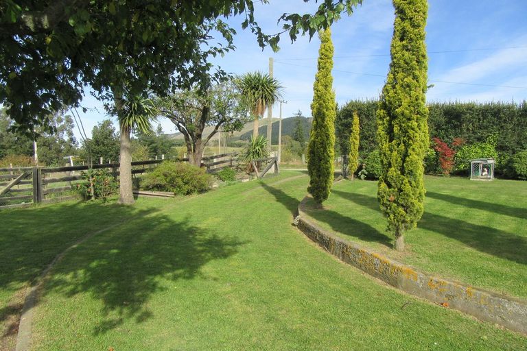 Photo of property in 26 Kirks Road, Waimate, 7978