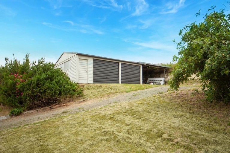 Photo of property in 17 Oxford Street, Waikari, 7420