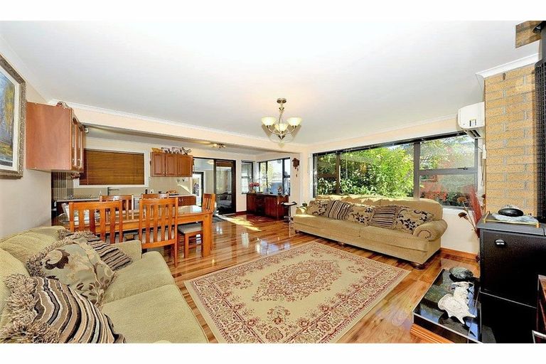 Photo of property in 179 Langdons Road, Northcote, Christchurch, 8052