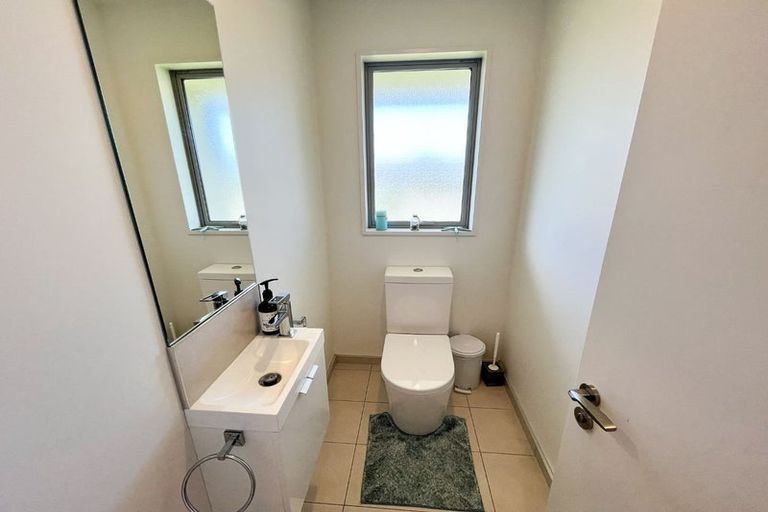 Photo of property in 6 Bofors Close, Wigram, Christchurch, 8042