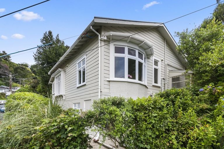 Photo of property in 66 Gladstone Road, Dalmore, Dunedin, 9010