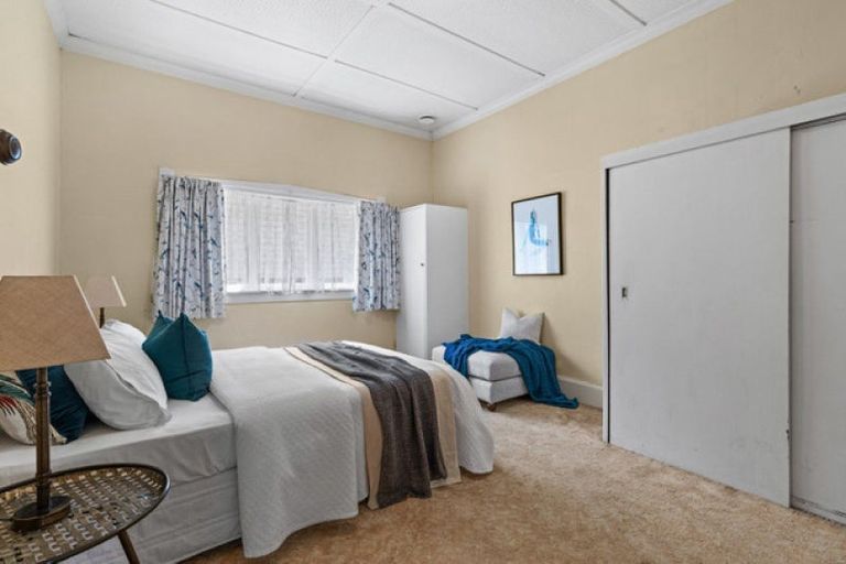 Photo of property in 701 Avenue Road West, Saint Leonards, Hastings, 4120