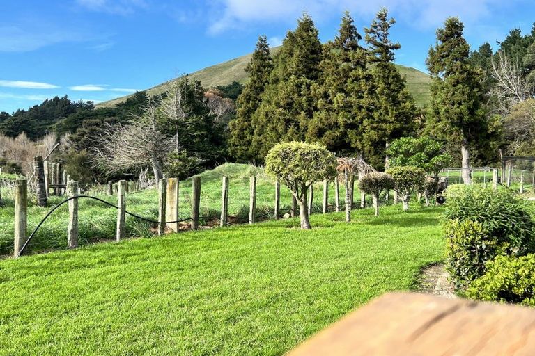 Photo of property in 2411 Coast Road, Pongaroa, 4991