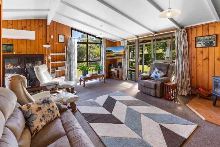 Photo of property in Ruatiti Cottage, 1693 Ruatiti Road, Ruatiti, Raetihi, 4696