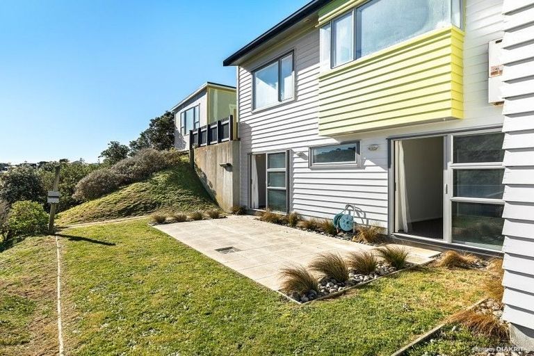 Photo of property in 32 View Road, Houghton Bay, Wellington, 6023