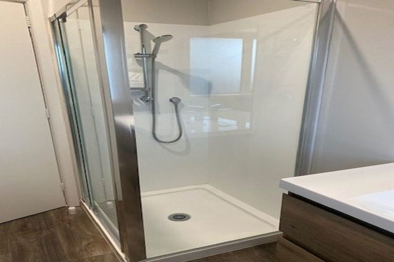 Photo of property in 33 Woodbury Street, Avonhead, Christchurch, 8042