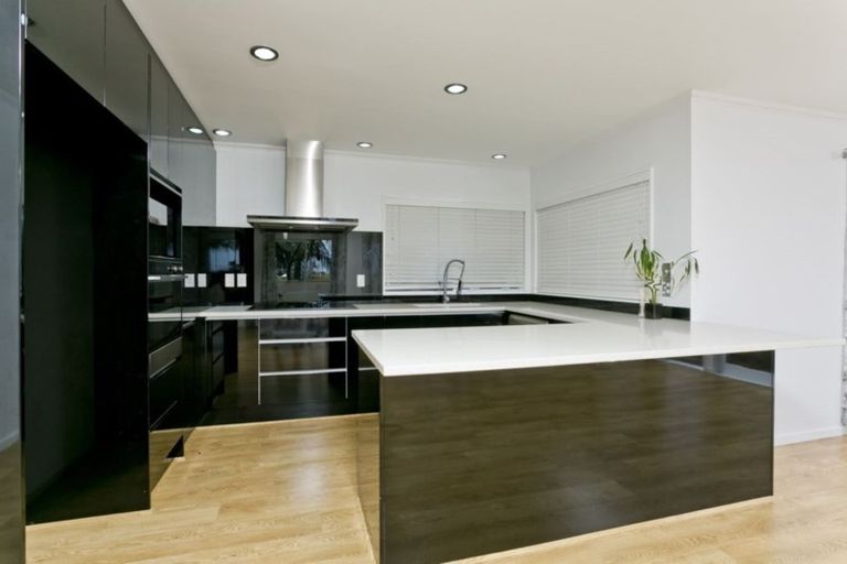 Photo of property in 5 Alice Place, Hillcrest, Auckland, 0627