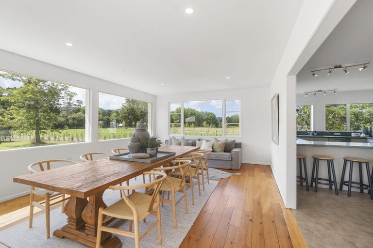 Photo of property in 2 Ward Road, Matakana, Warkworth, 0985