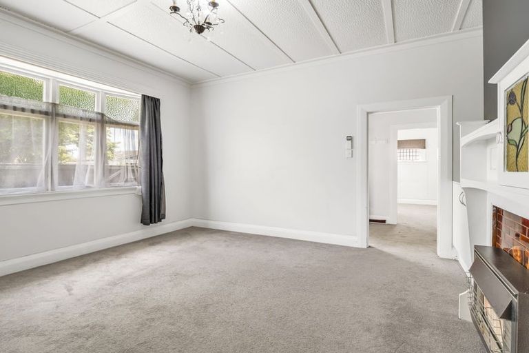 Photo of property in 23 South Street, West End, Palmerston North, 4410