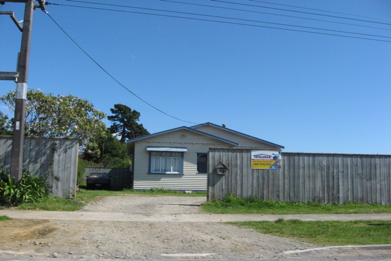 Photo of property in 98 Smart Road, Glen Avon, New Plymouth, 4312