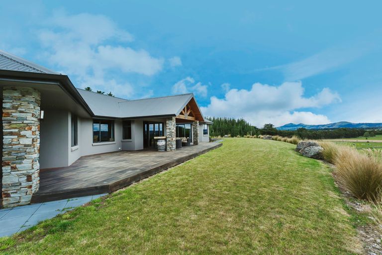 Photo of property in 42 Woodside Road, Woodside, Outram, 9073