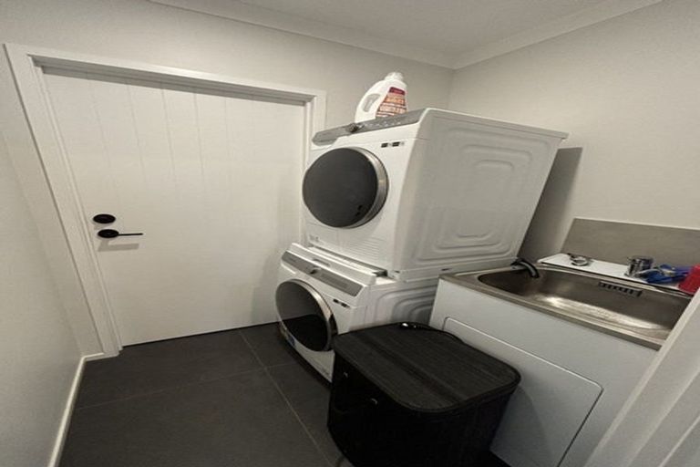 Photo of property in 11 Tabernacle Street, Karaka, 2124