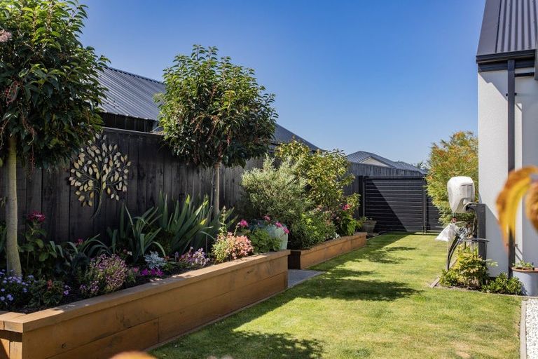 Photo of property in 4 Crete Road, Rangiora, 7400