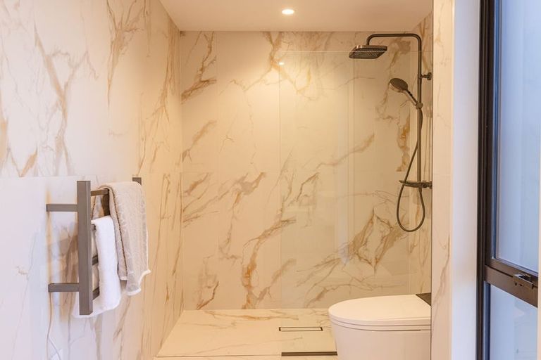 Photo of property in 4/146 Straven Road, Fendalton, Christchurch, 8014