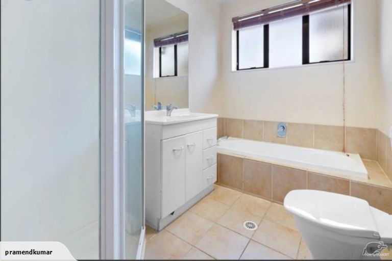 Photo of property in 37 Chieftain Rise, Goodwood Heights, Auckland, 2105