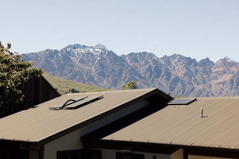 Photo of property in 148 Park Street, Queenstown, 9300