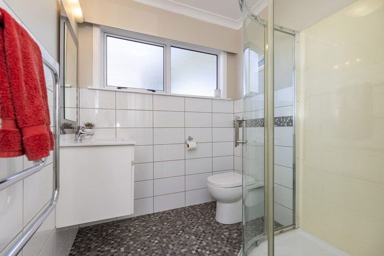 Photo of property in 221 Rosetta Road, Raumati South, Paraparaumu, 5032