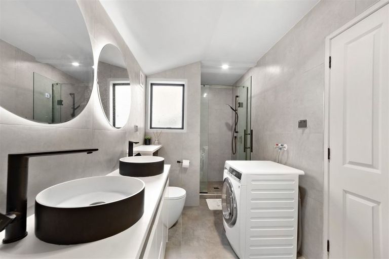 Photo of property in 142 Stredwick Drive, Torbay, Auckland, 0630