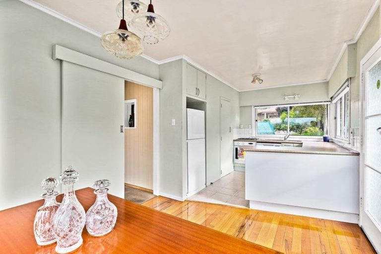 Photo of property in 9 Margaret Place, Milford, Auckland, 0620