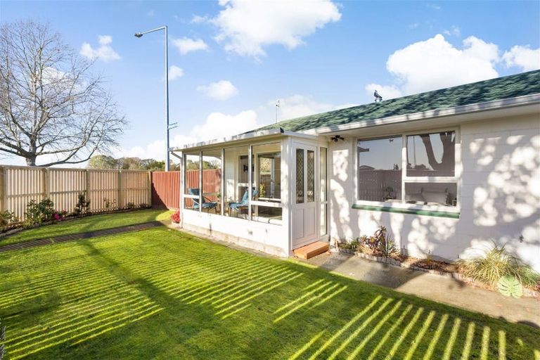 Photo of property in 1/102 Wingate Street, Redwood, Christchurch, 8051