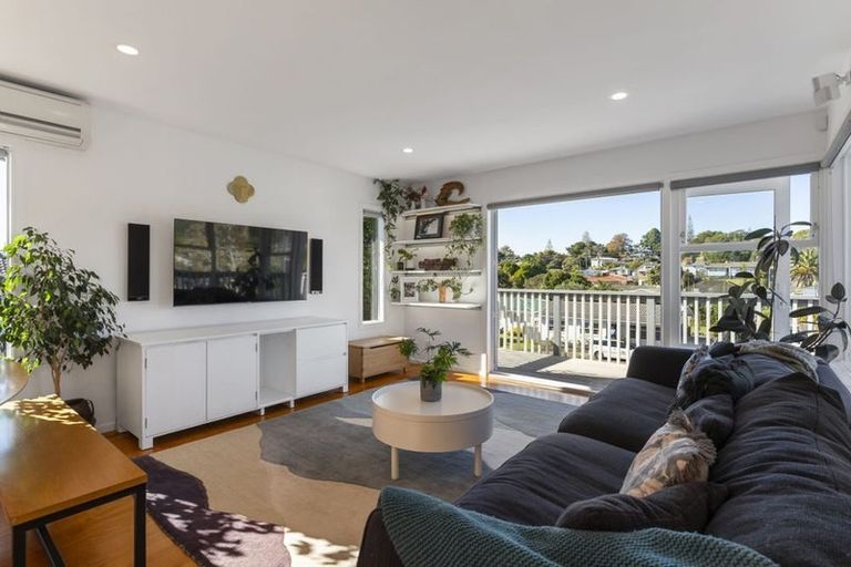 Photo of property in 31 Lingfield Street, Glenfield, Auckland, 0629