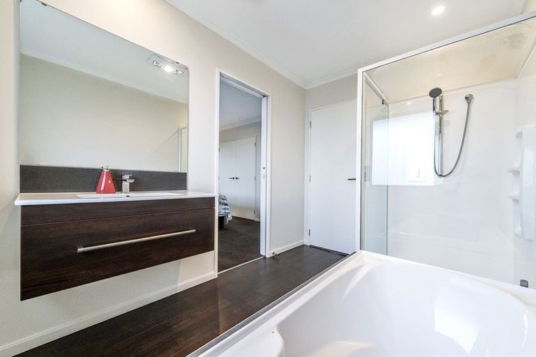 Photo of property in 69 Orrick Crescent, Avondale, Christchurch, 8061