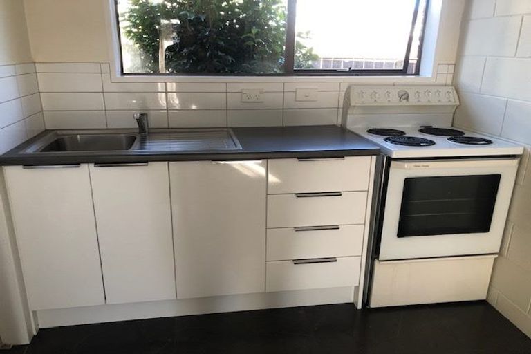 Photo of property in 93 Tremaine Avenue, Westbrook, Palmerston North, 4412