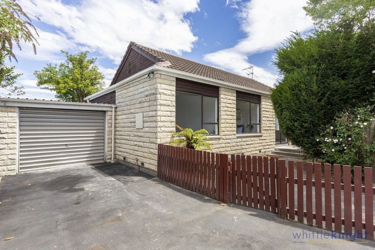 Photo of property in 3/92 North Avon Road, Richmond, Christchurch, 8013