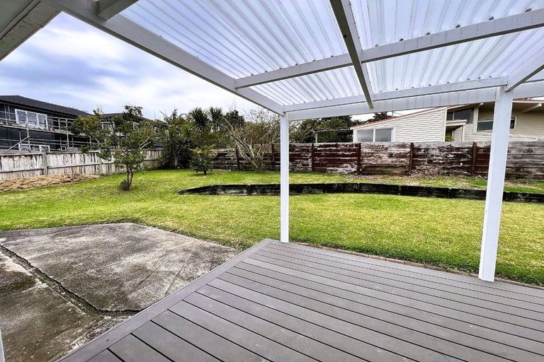 Photo of property in 27 Linwood Avenue, Forrest Hill, Auckland, 0620
